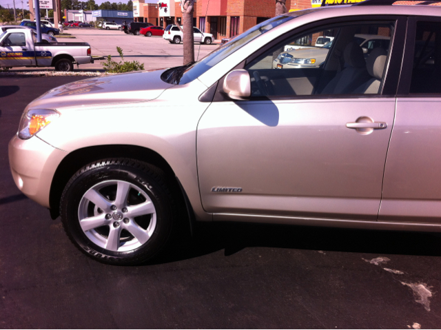 Toyota RAV4 2008 photo 1