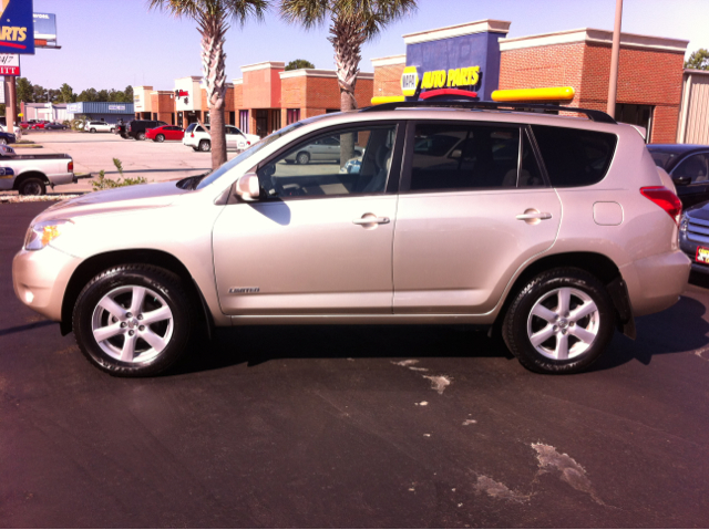 Toyota RAV4 2008 photo 4