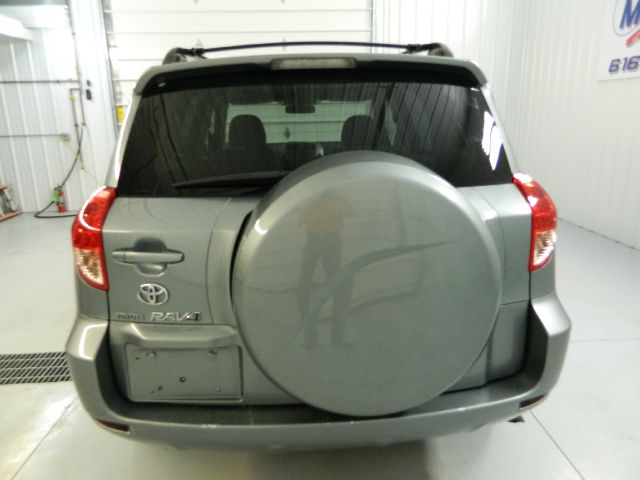 Toyota RAV4 2008 photo 2