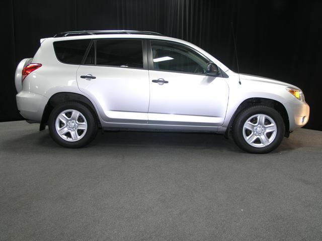 Toyota RAV4 2008 photo 1