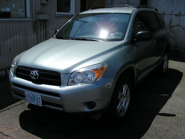 Toyota RAV4 4wd SUV