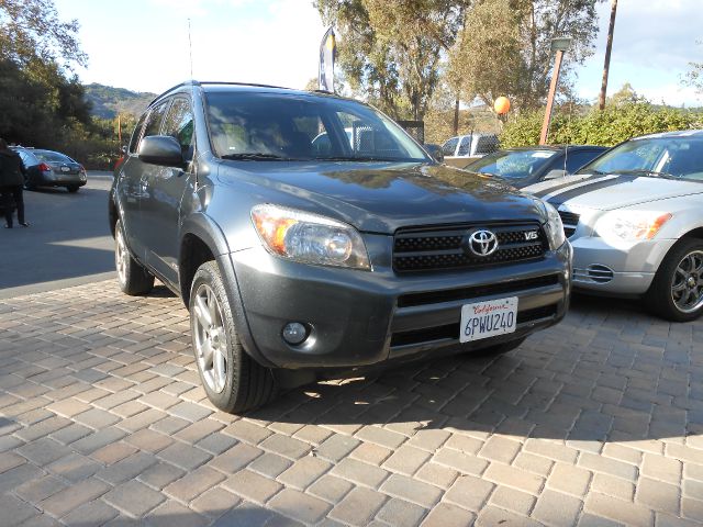 Toyota RAV4 2WD 4dr I4 SUV