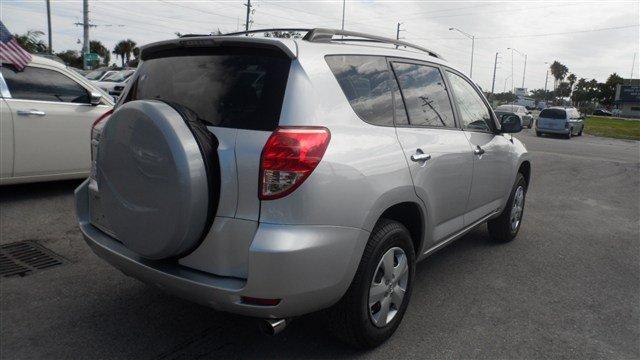 Toyota RAV4 2008 photo 2