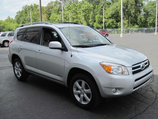 Toyota RAV4 2008 photo 3