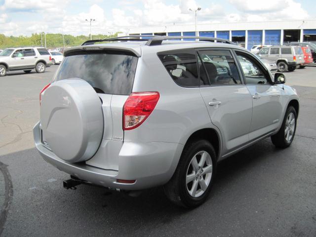 Toyota RAV4 2008 photo 4