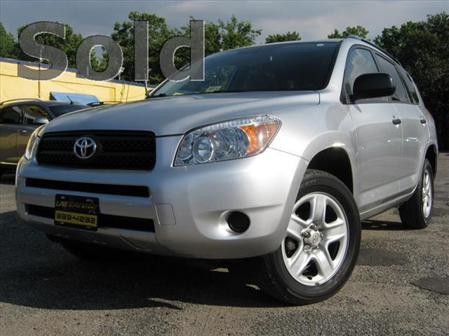 Toyota RAV4 Ram 3500 Diesel 2-WD Sport Utility