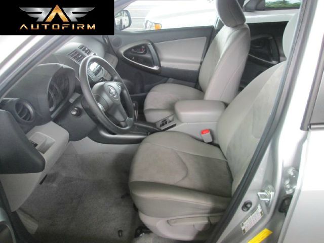 Toyota RAV4 2009 photo 2