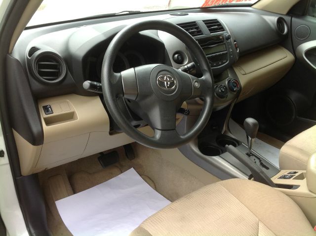 Toyota RAV4 2009 photo 4