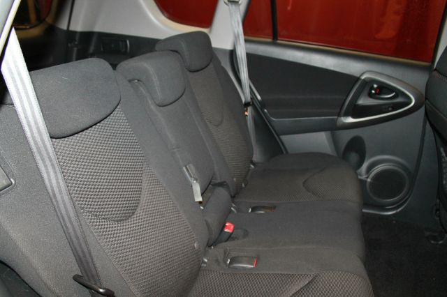 Toyota RAV4 2009 photo 14