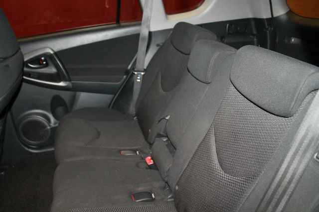 Toyota RAV4 2009 photo 2