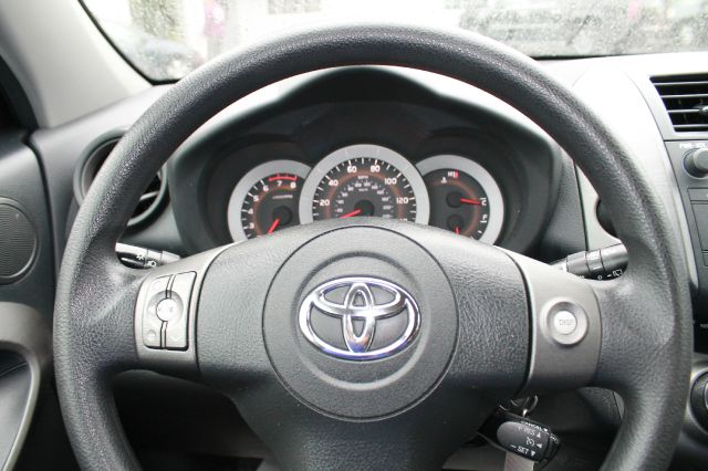 Toyota RAV4 2009 photo 21