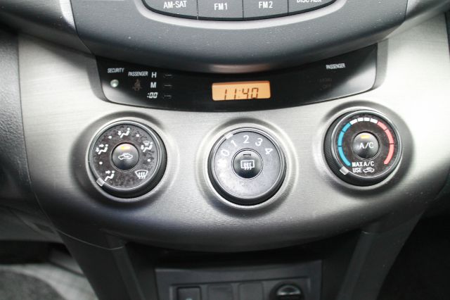 Toyota RAV4 2009 photo 8