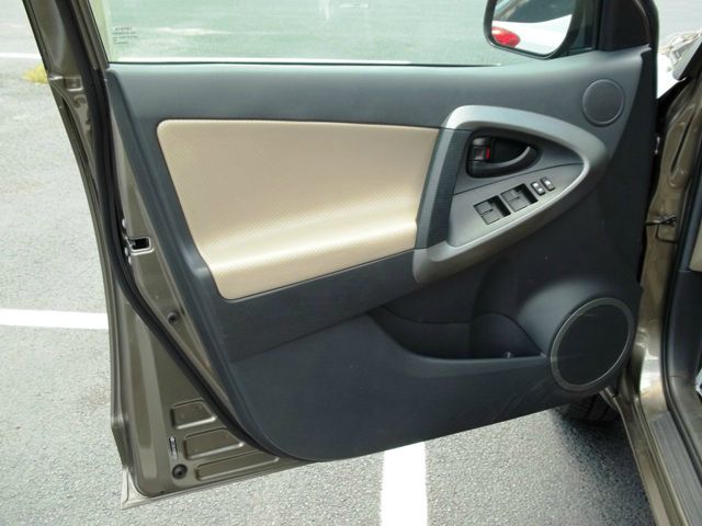 Toyota RAV4 2009 photo 4