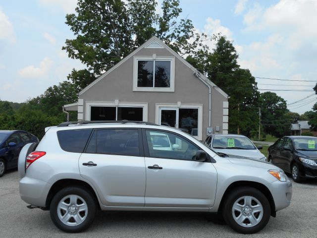 Toyota RAV4 2010 photo 4