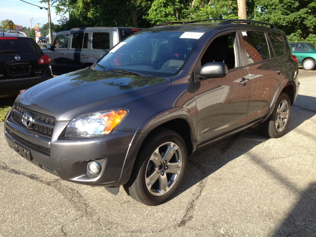 Toyota RAV4 2010 photo 3