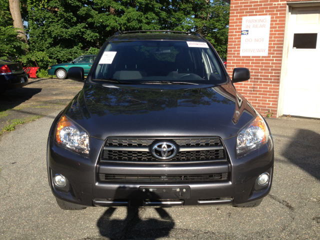 Toyota RAV4 2010 photo 4