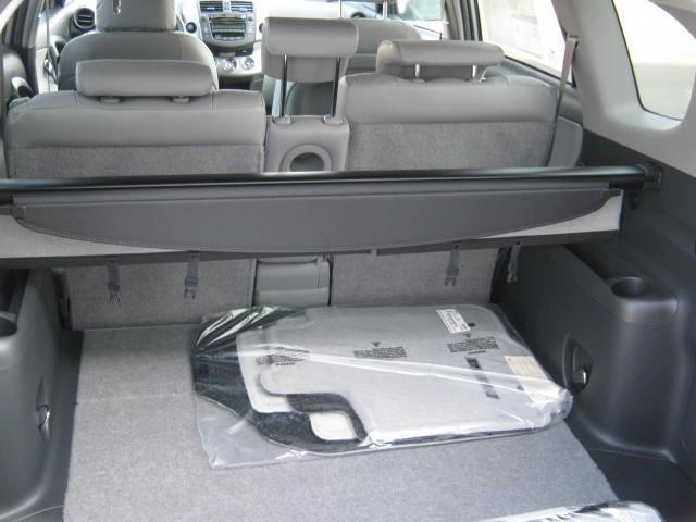 Toyota RAV4 2010 photo 3