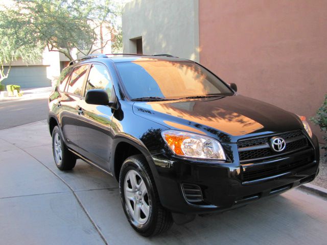 Toyota RAV4 2010 photo 4