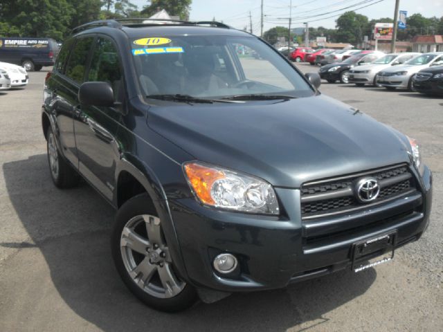 Toyota RAV4 2010 photo 4