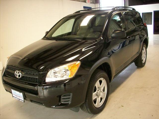 Toyota RAV4 2010 photo 4