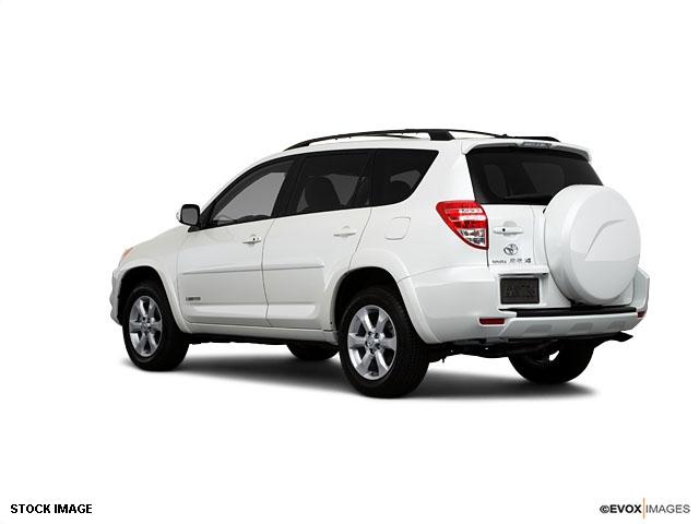 Toyota RAV4 2010 photo 1