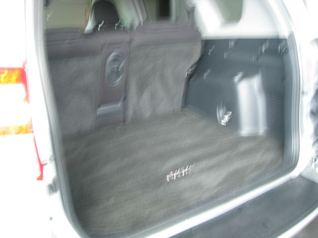 Toyota RAV4 2010 photo 20