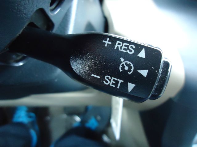 Toyota RAV4 2010 photo 15