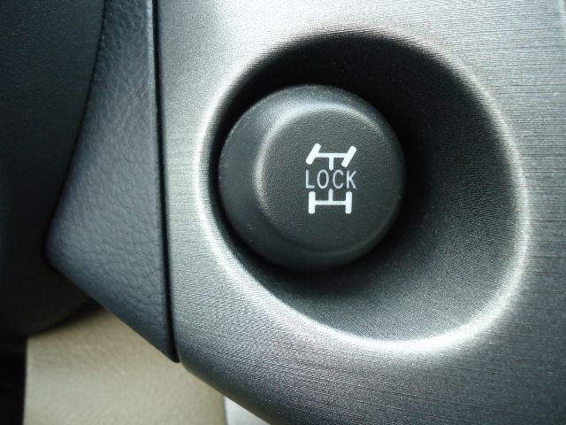 Toyota RAV4 2010 photo 6