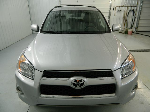 Toyota RAV4 2010 photo 3