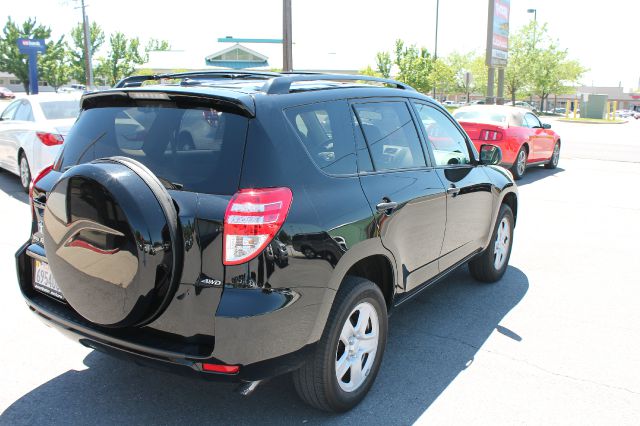 Toyota RAV4 2010 photo 14