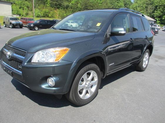 Toyota RAV4 2010 photo 2