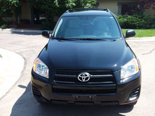 Toyota RAV4 2010 photo 1