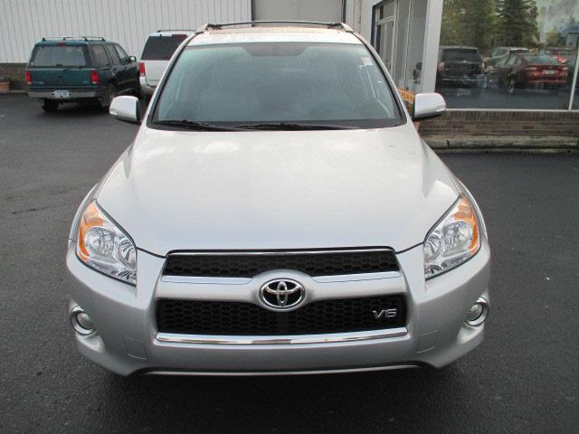 Toyota RAV4 2010 photo 4