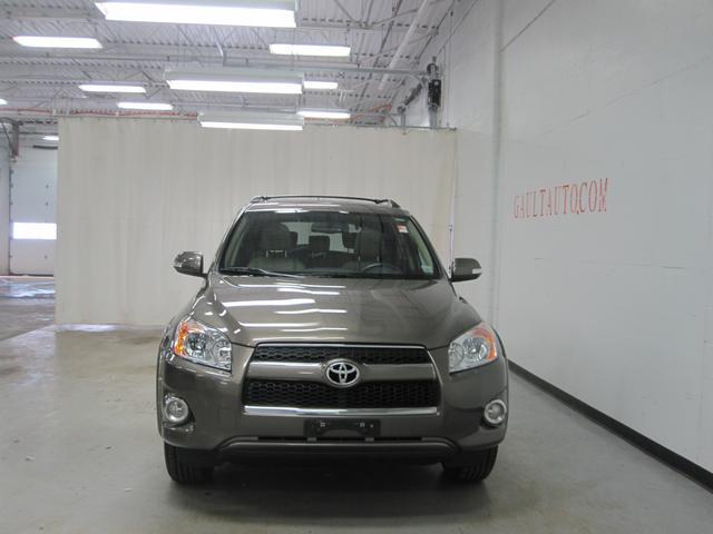 Toyota RAV4 2010 photo 16