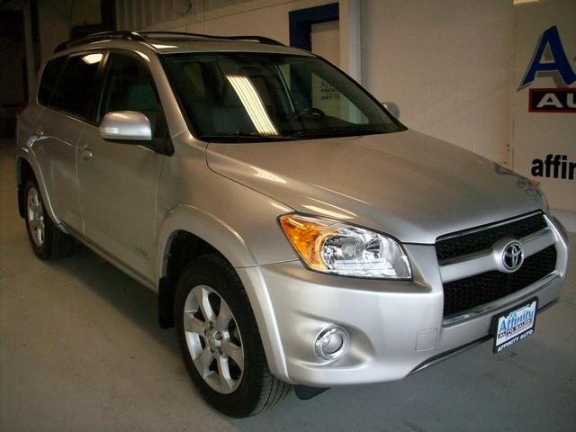 Toyota RAV4 2010 photo 4