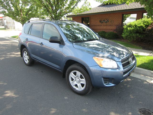 Toyota RAV4 2010 photo 4