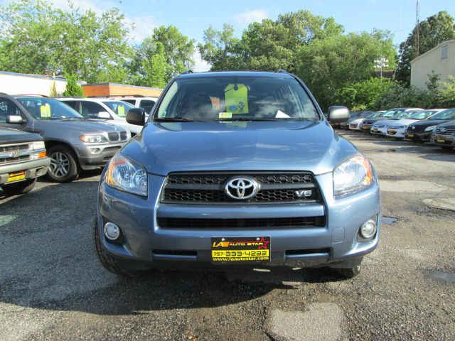 Toyota RAV4 2010 photo 26