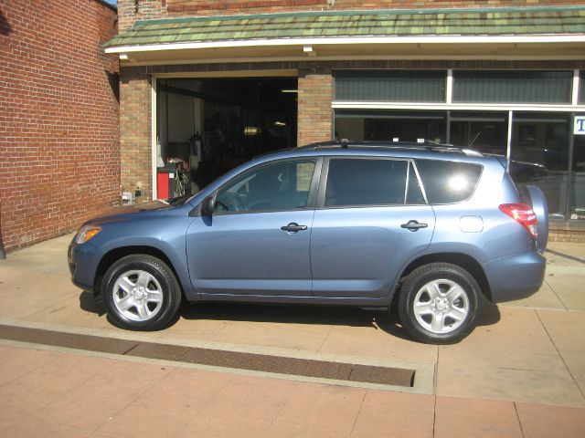 Toyota RAV4 2010 photo 1