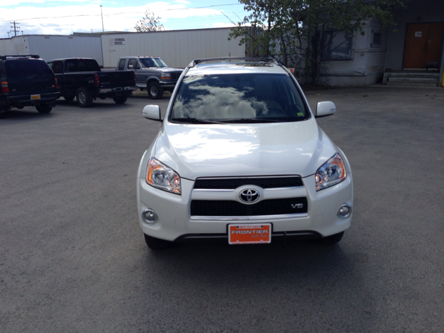 Toyota RAV4 2010 photo 1