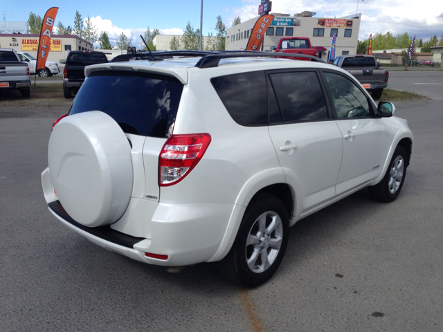 Toyota RAV4 2010 photo 7