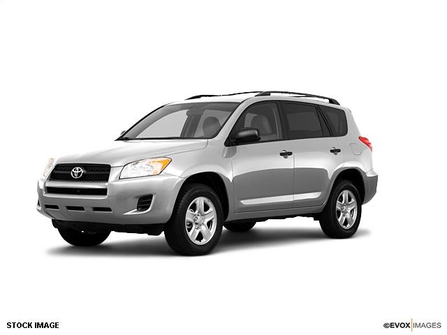 Toyota RAV4 Base SUV