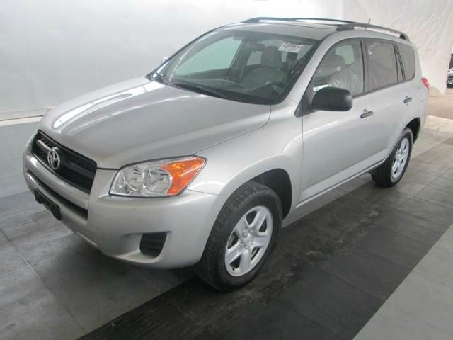 Toyota RAV4 2010 photo 2