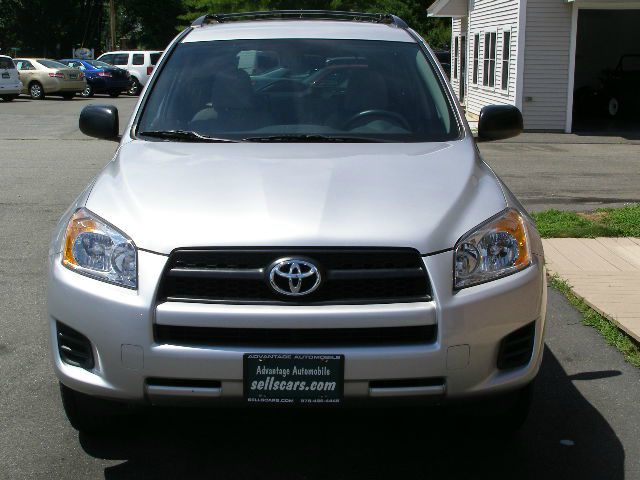 Toyota RAV4 2010 photo 3