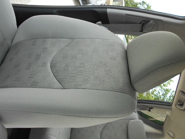 Toyota RAV4 2010 photo 48