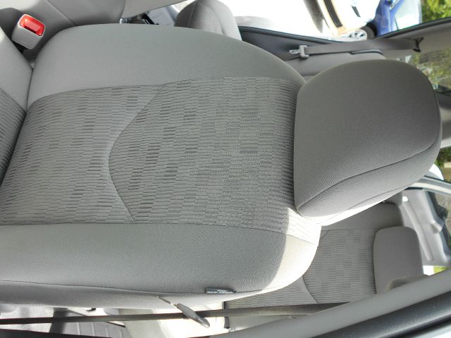 Toyota RAV4 2010 photo 51