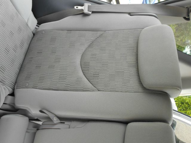 Toyota RAV4 2010 photo 7