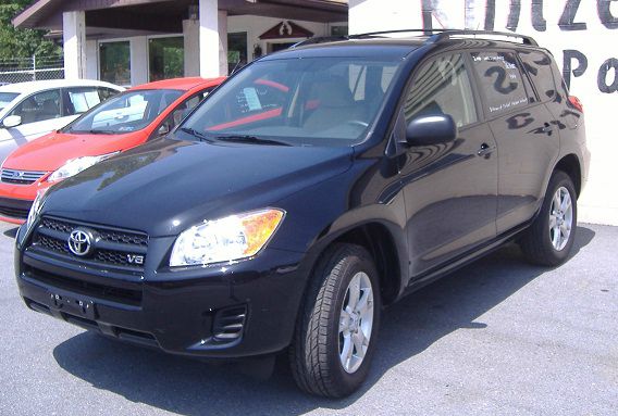 Toyota RAV4 2010 photo 3