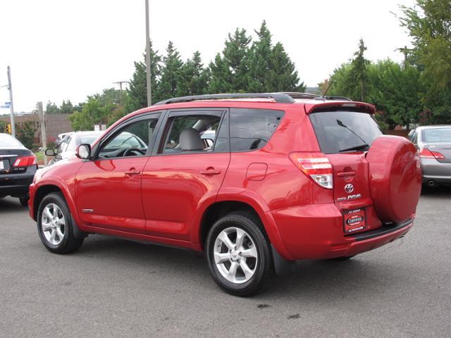 Toyota RAV4 2010 photo 4