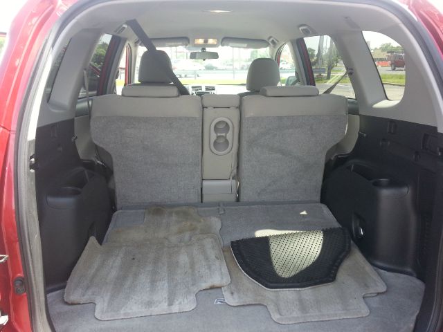 Toyota RAV4 2010 photo 15