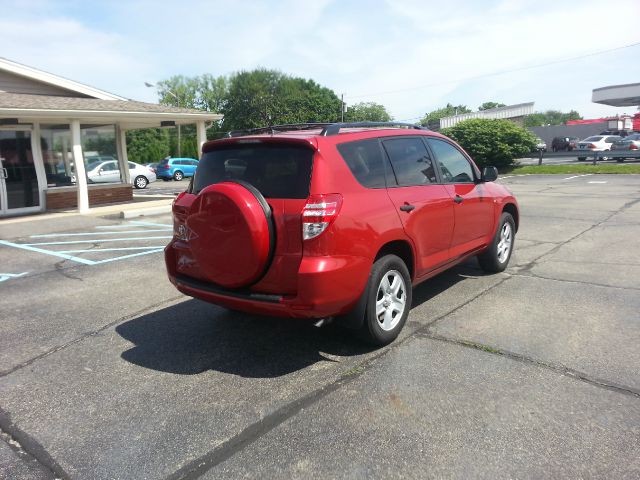 Toyota RAV4 2010 photo 9